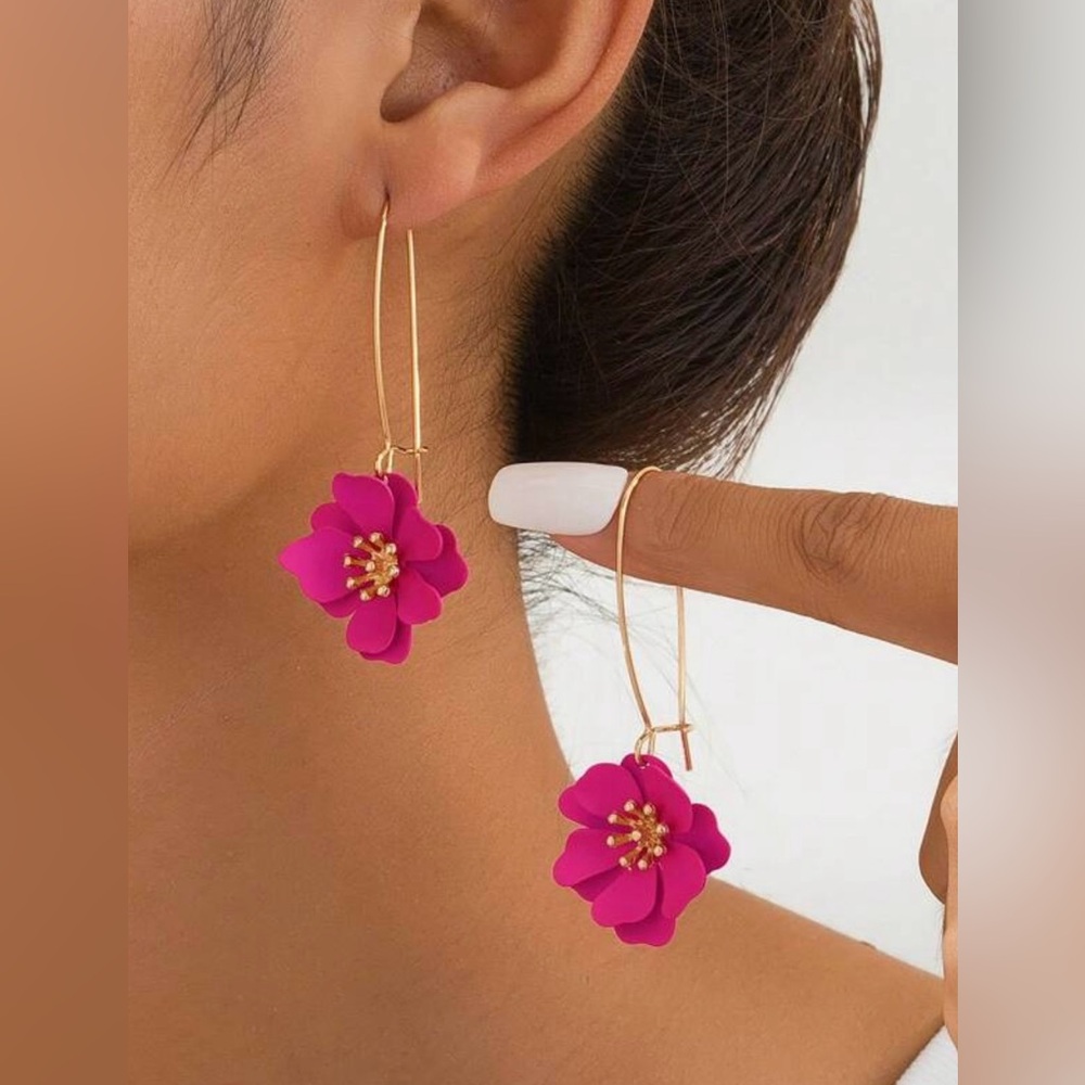 Elegant Fuchsia Flower Drop Earrings - Picture 3 of 5